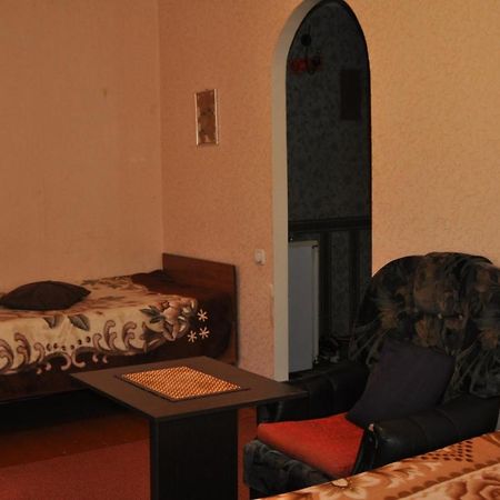 Apartment For Rent Reasonable Price Кременчуг Экстерьер фото